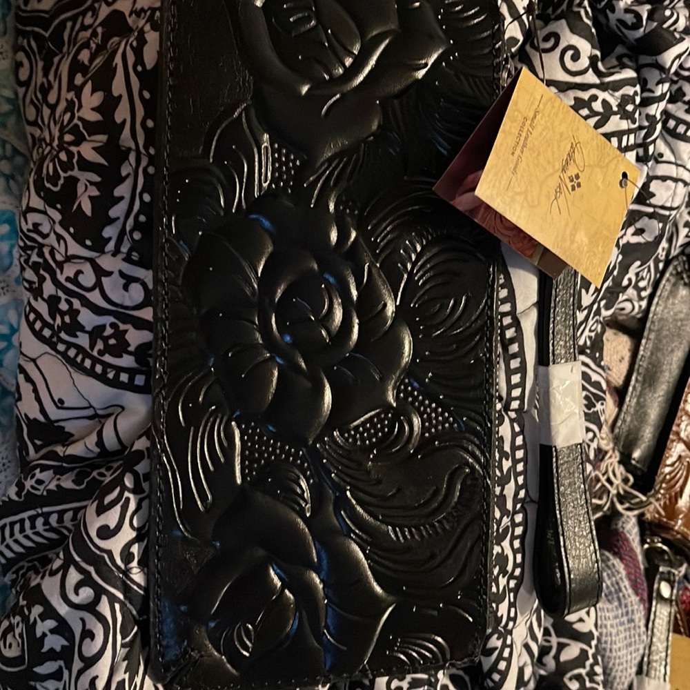 Patricia Nash wristlet